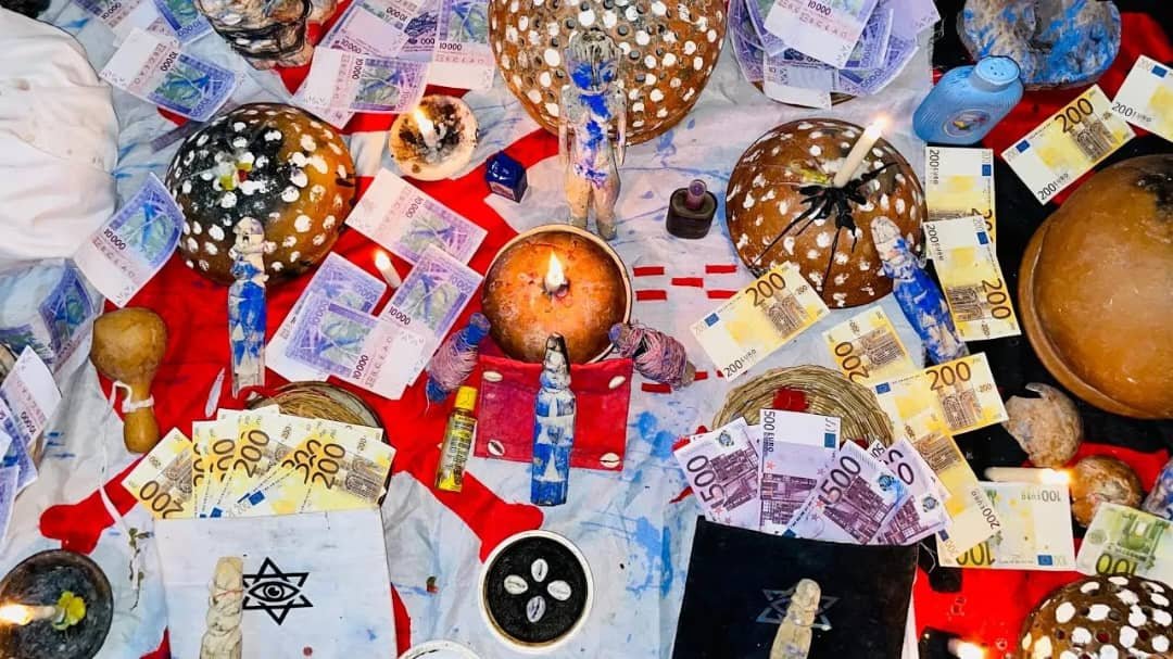 LE SEUL UNIQUE MARABOUT DU VRAI PORTEFEUILLE MAGIQUE EN FRANCE?;+229 01 46 94 65 21 EN FRANCE AVOIR LE PORTE MONNAIE MAGIQU EN LIGNE