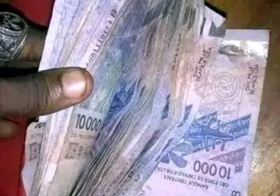 4979da9d-7698-4247-ac51-ad56f7d572d2-1