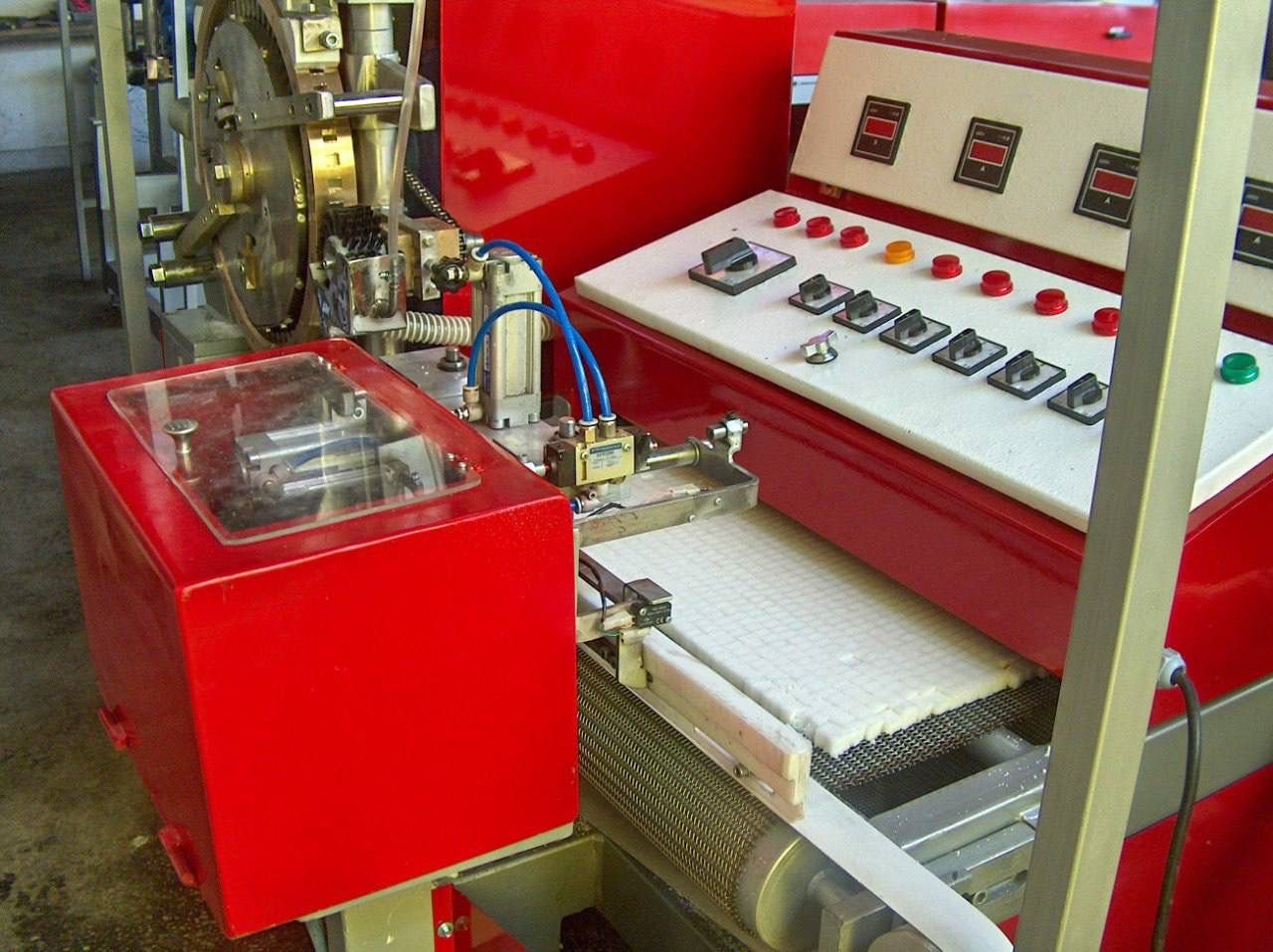 Machine à sucre en cubes pour production efficace