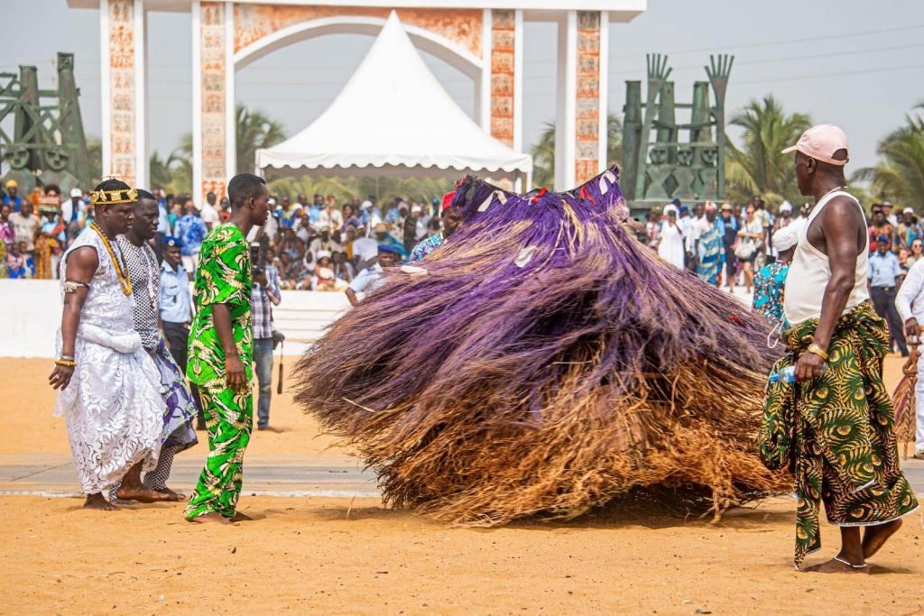 +229 95 18 02 00 Sorcier puissant du Bénin