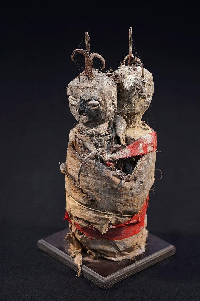 +229 97923028 Durée d’un envoûtement amoureux : mythe, réalité et ressentis